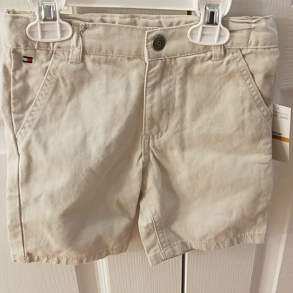 Tommy Hilfiger Khaki Shorts Brand New